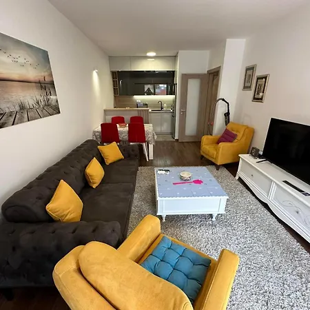 Sunrise Apartment *